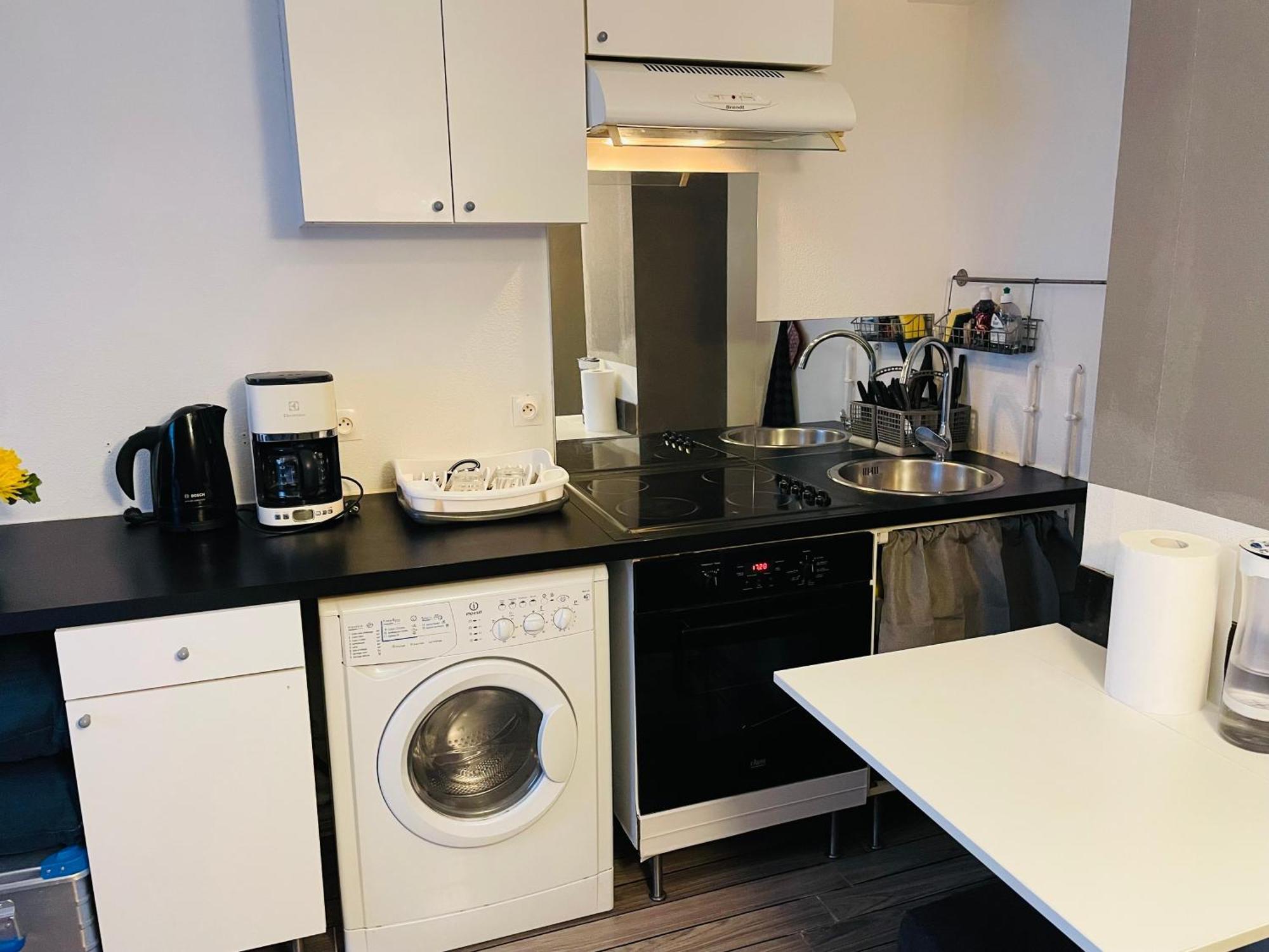 Comfortable Studio In Clichy Eksteriør bilde