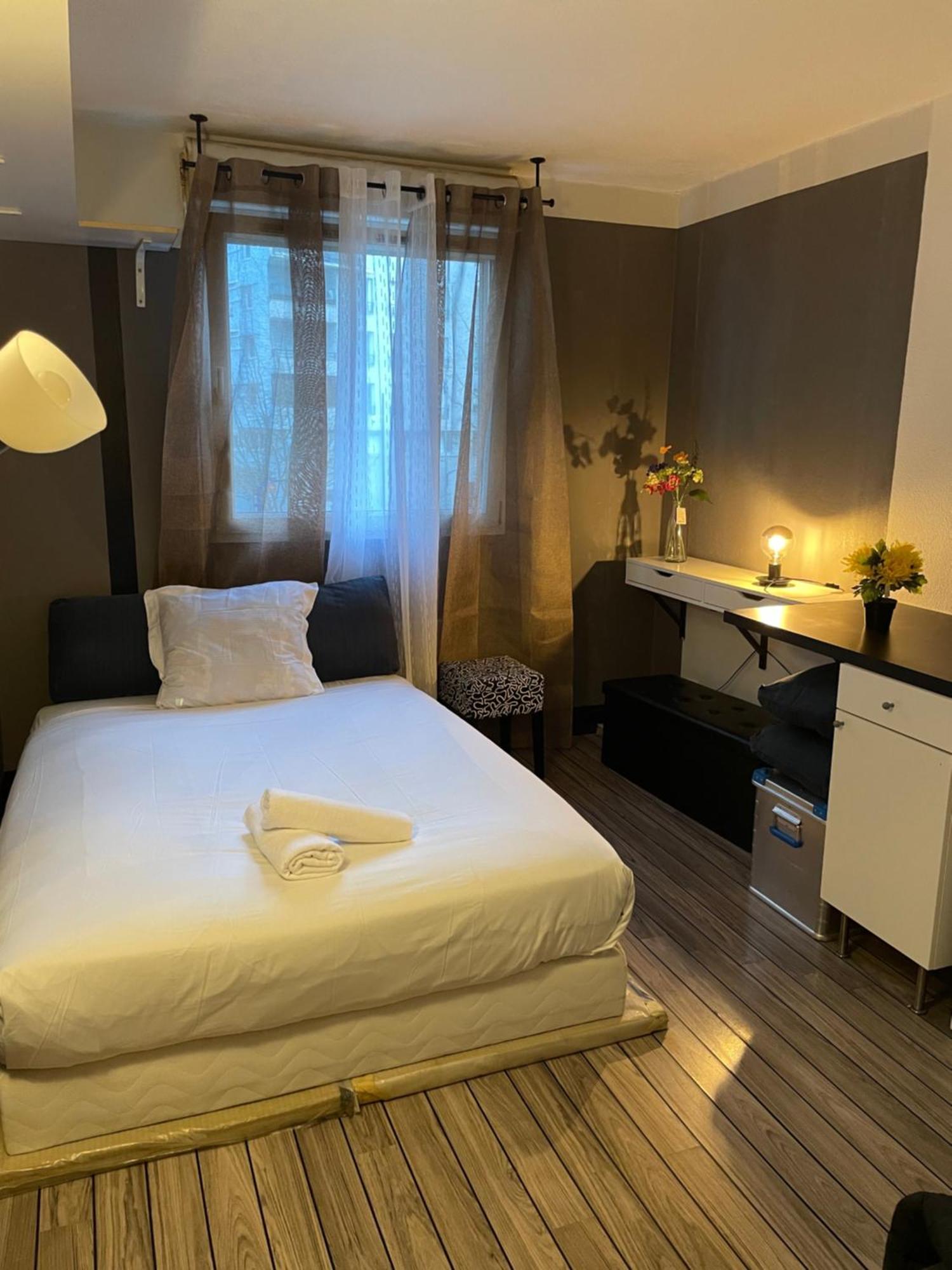 Comfortable Studio In Clichy Eksteriør bilde